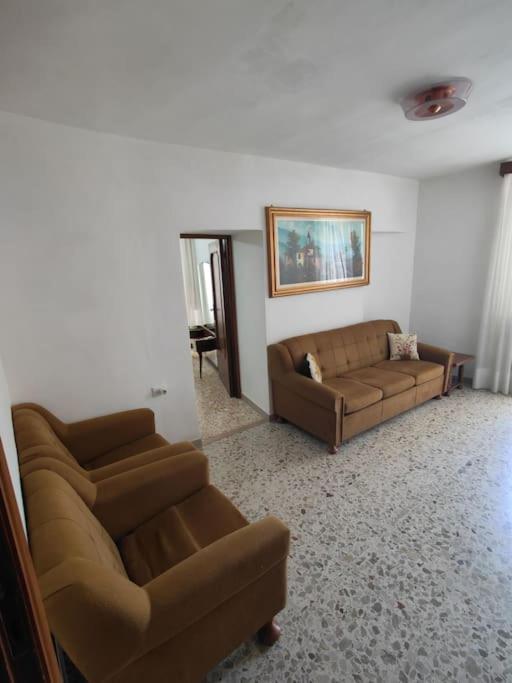 Casa Vacanza Pacentro Exteriör bild